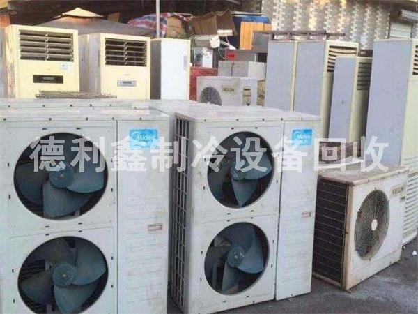 1-200525154103Z1.jpg 1-200525154103Z1.jpg