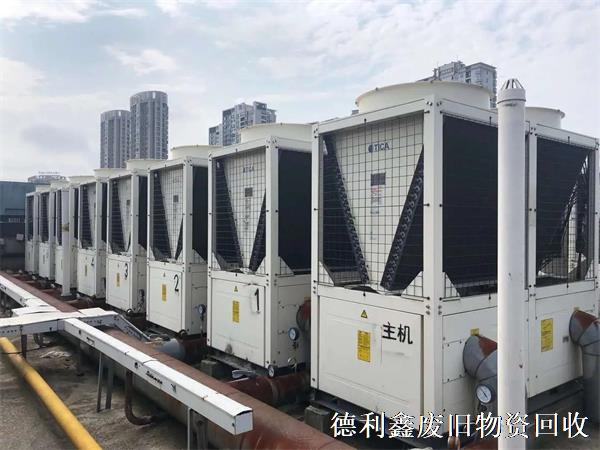 4253785.jpg 4253785.jpg