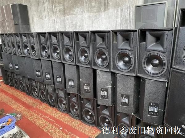 82546547.jpg 82546547.jpg